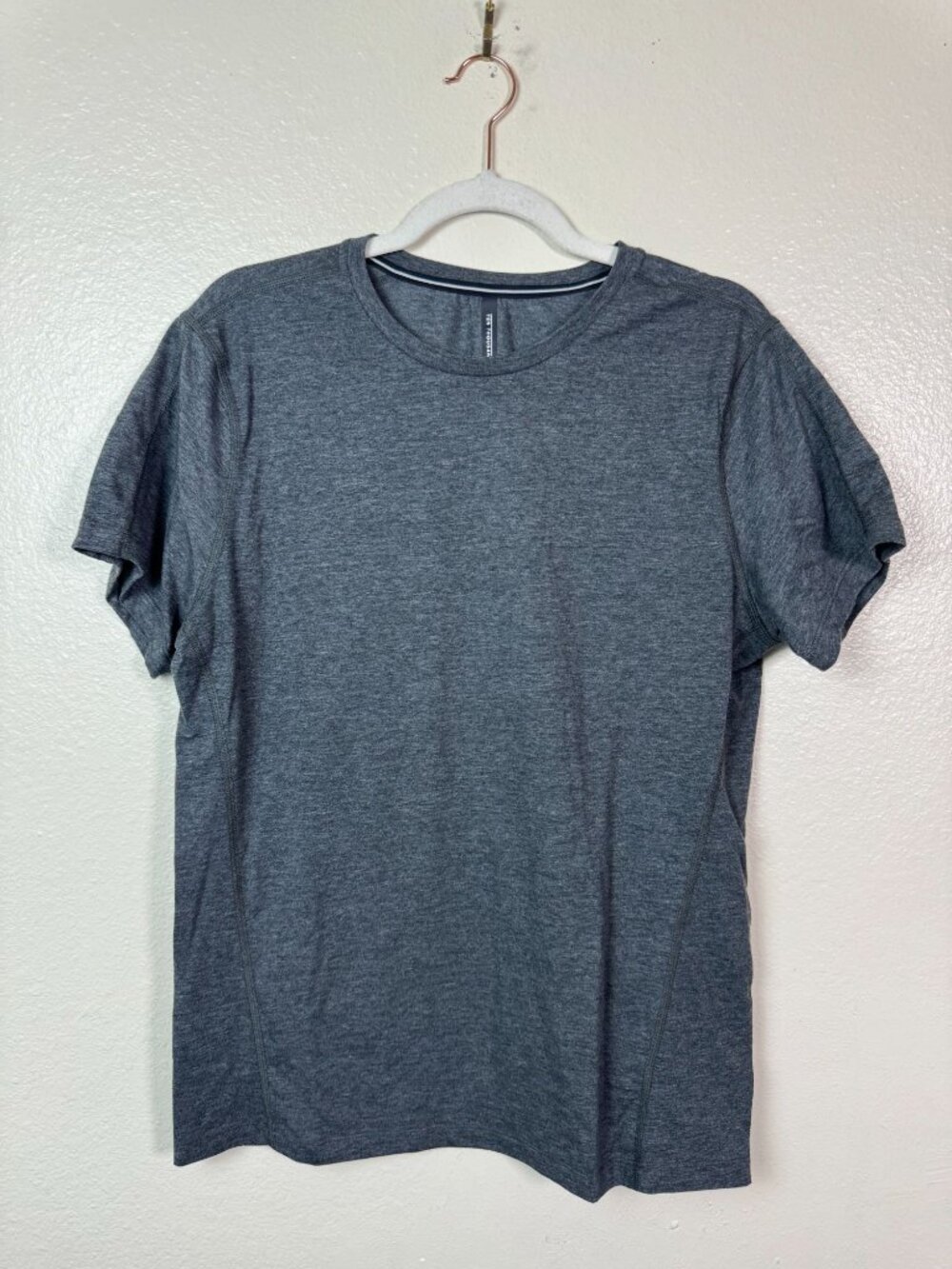 Ten Thousand Mens Durable Heather Gray T-Shirt Medium Basics Casual Cotton Blend
